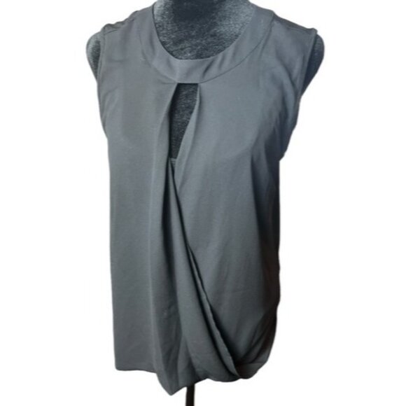 41 Hawthorn Black Sleeveless Keyhole Tie-Back Blouse Womens Top NWT - Picture 1 of 9